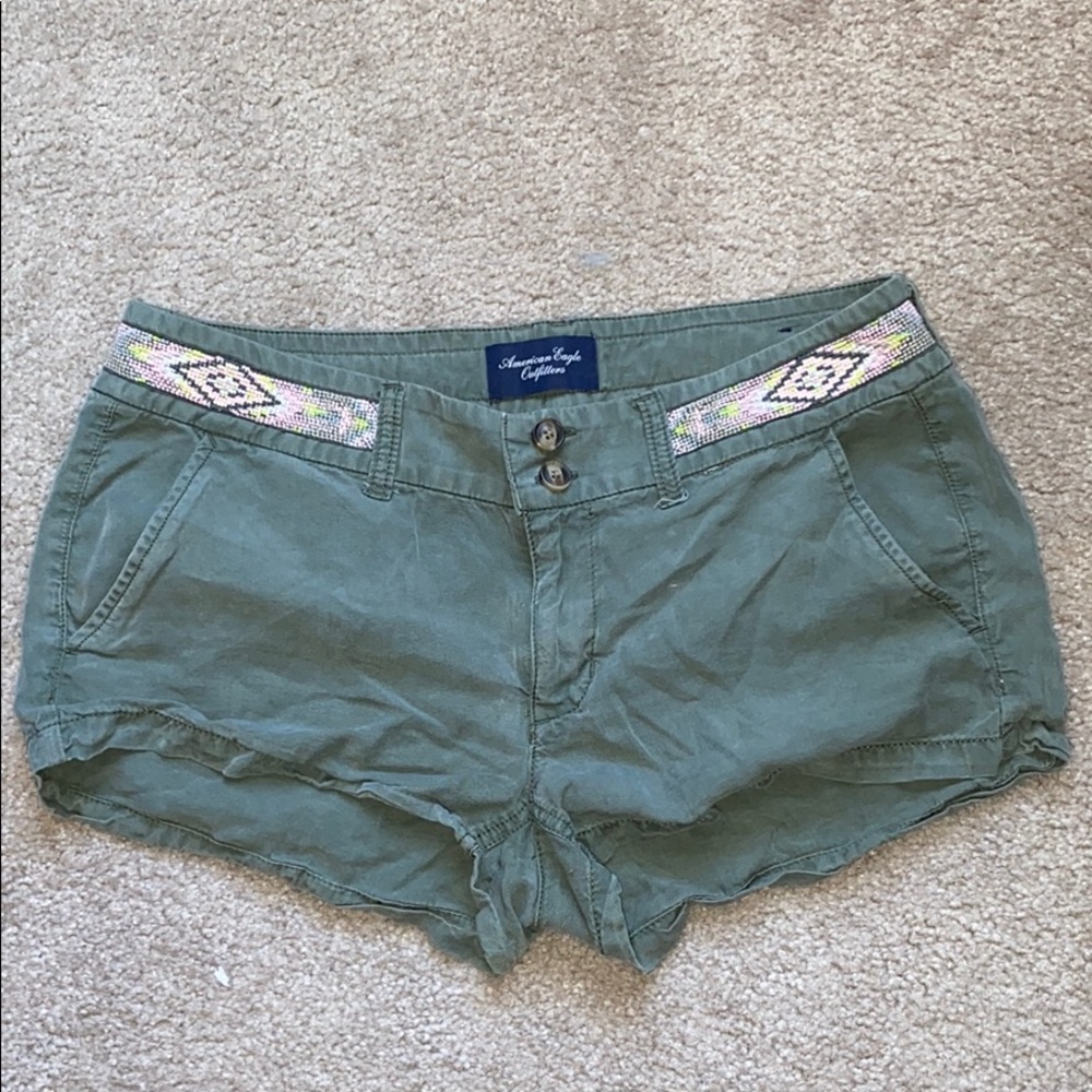 American Eagle green shorts